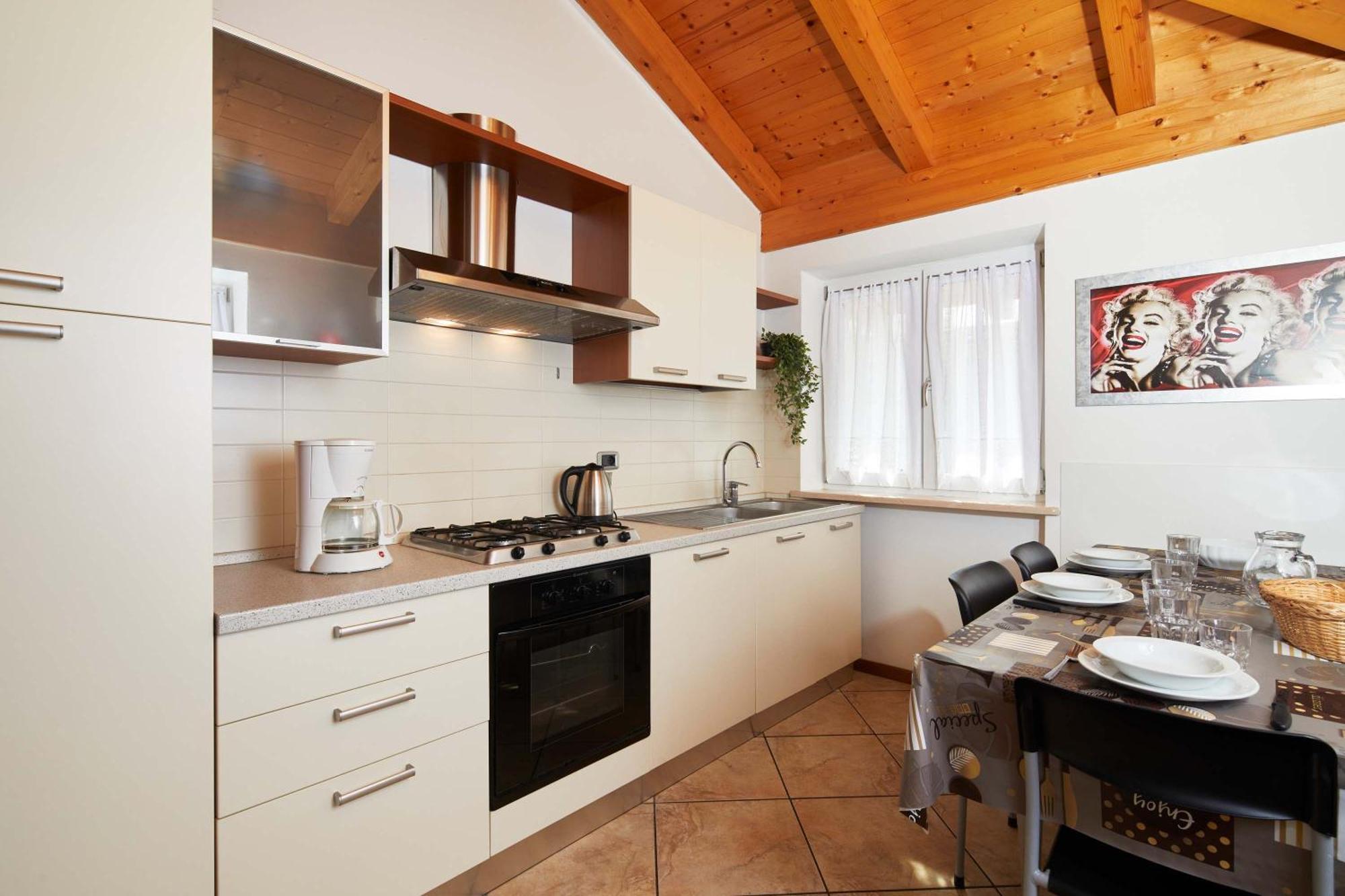 Bella Villa Apartments Riva del Garda Buitenkant foto