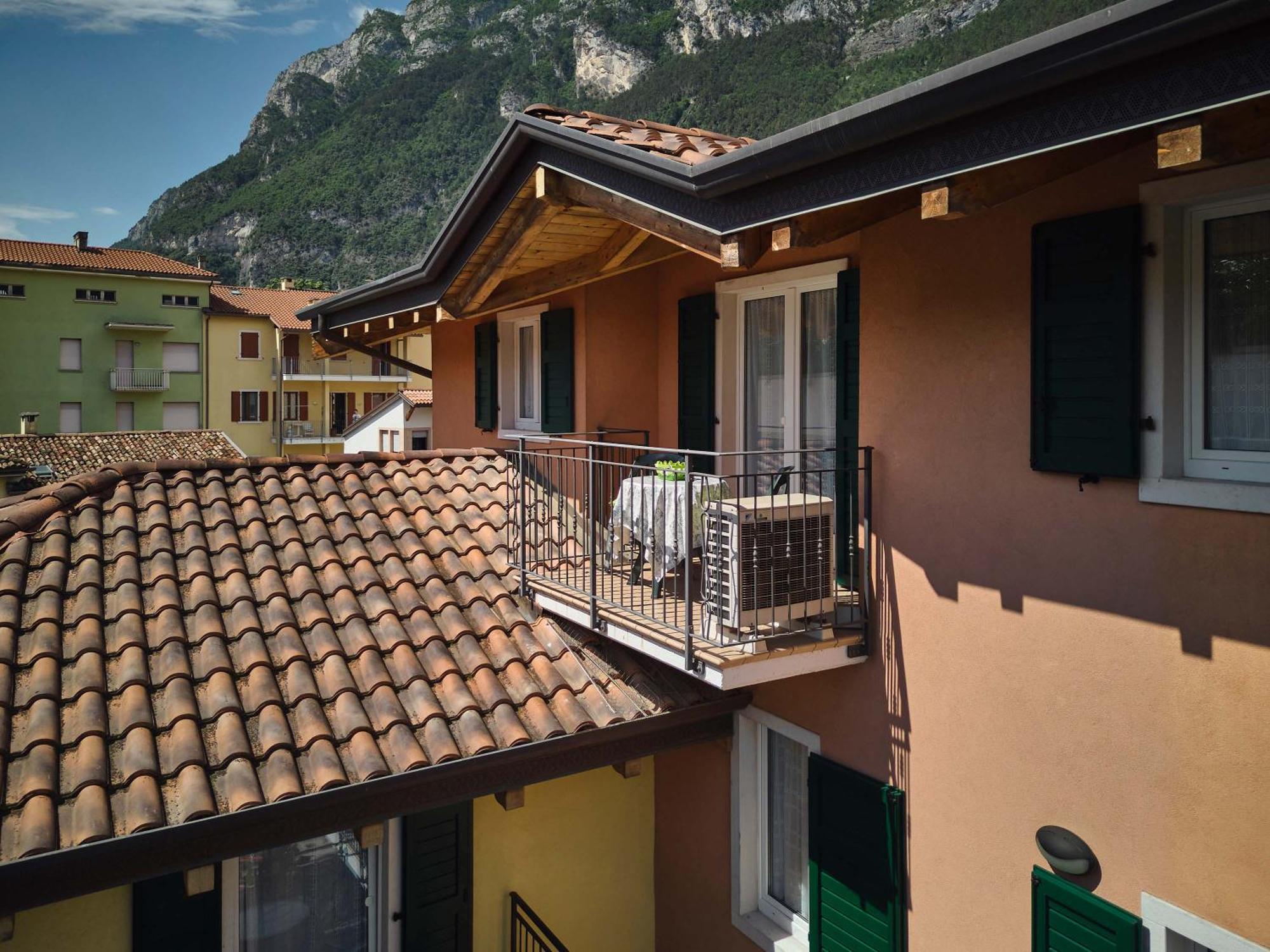 Bella Villa Apartments Riva del Garda Buitenkant foto