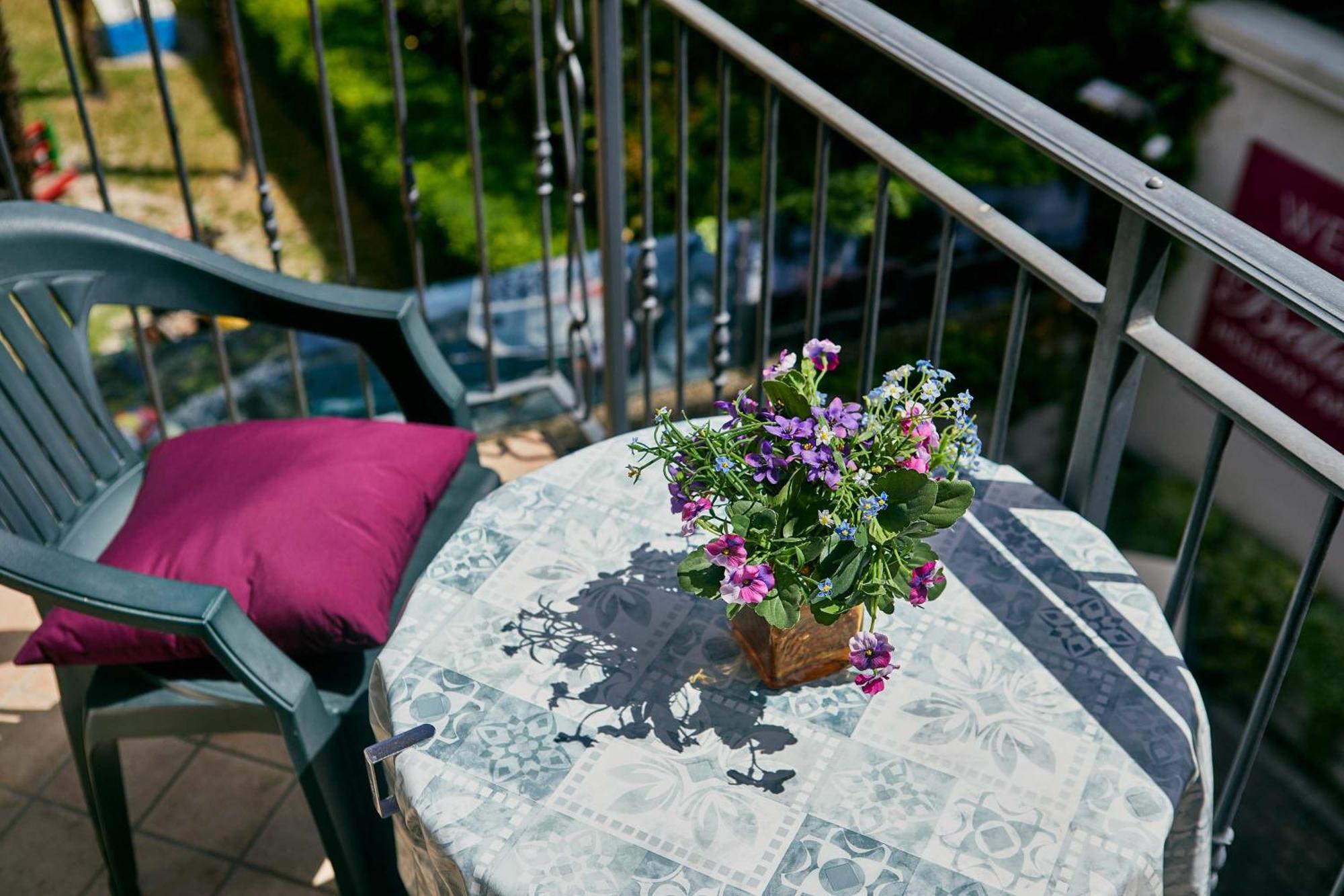 Bella Villa Apartments Riva del Garda Buitenkant foto