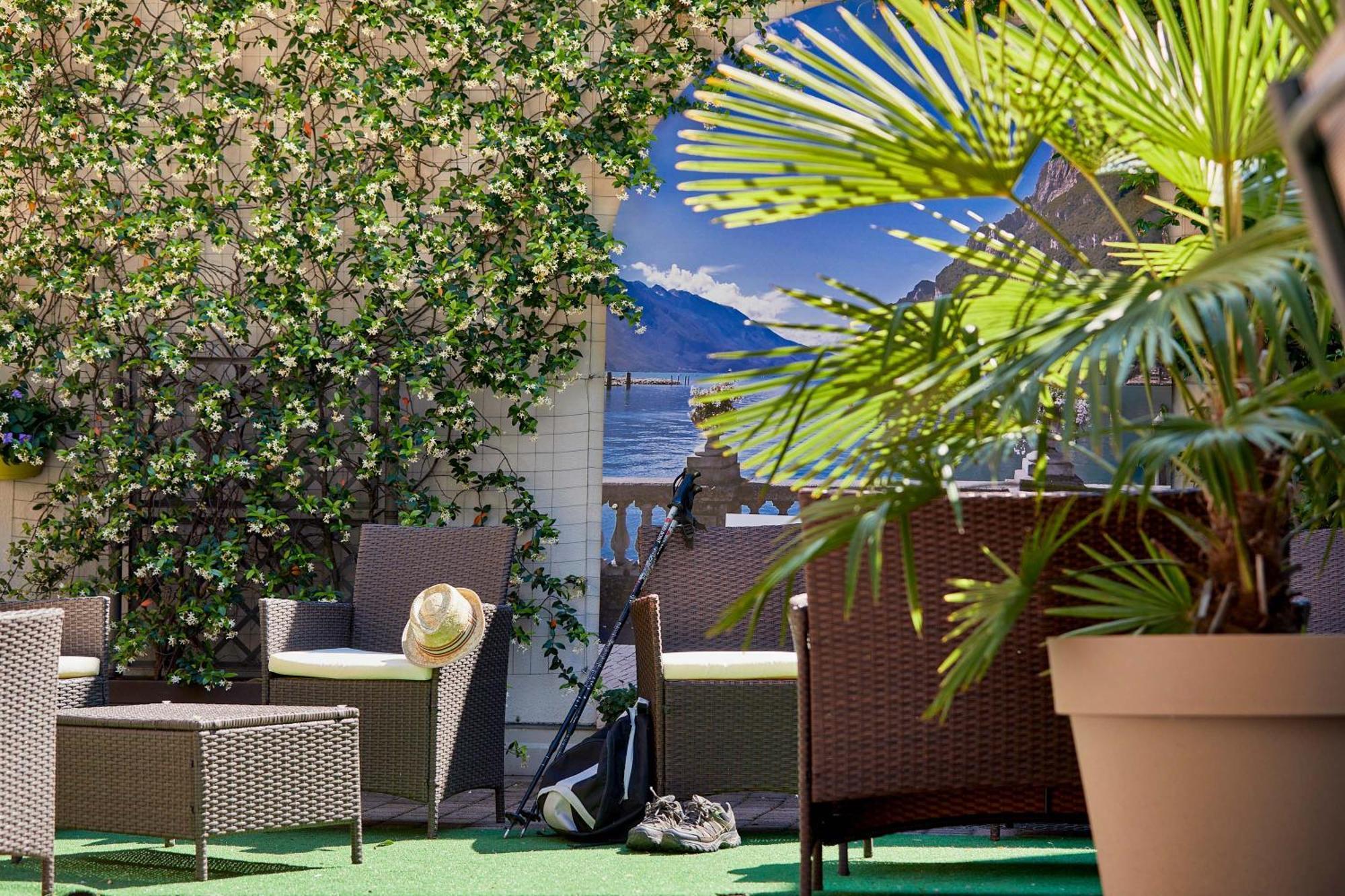 Bella Villa Apartments Riva del Garda Buitenkant foto