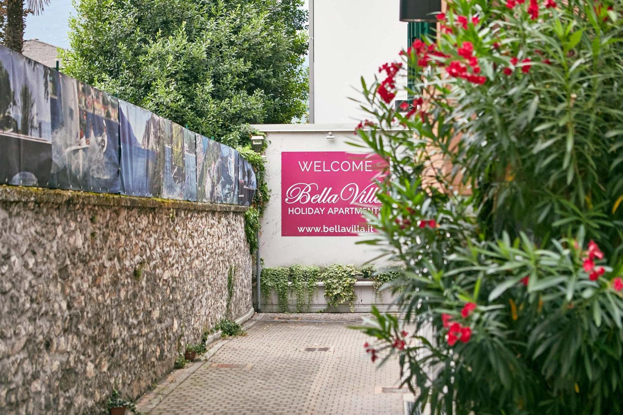 Bella Villa Apartments Riva del Garda Buitenkant foto